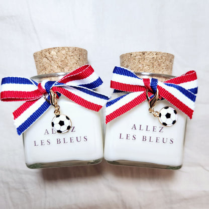 Bougie avec inscription "Allez les Bleus" – Cadeau pour fan de l'équipe de France et décoration de table soir de match.