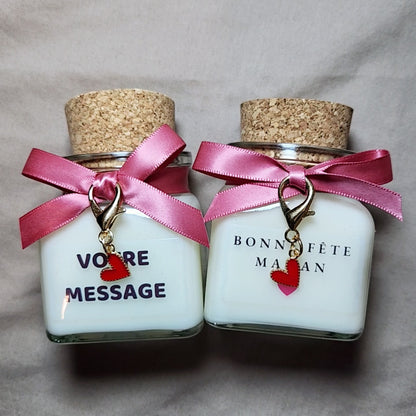 Grande bougie parfumée artisanale personnalisable avec message de Fête des Mères mamiecandle