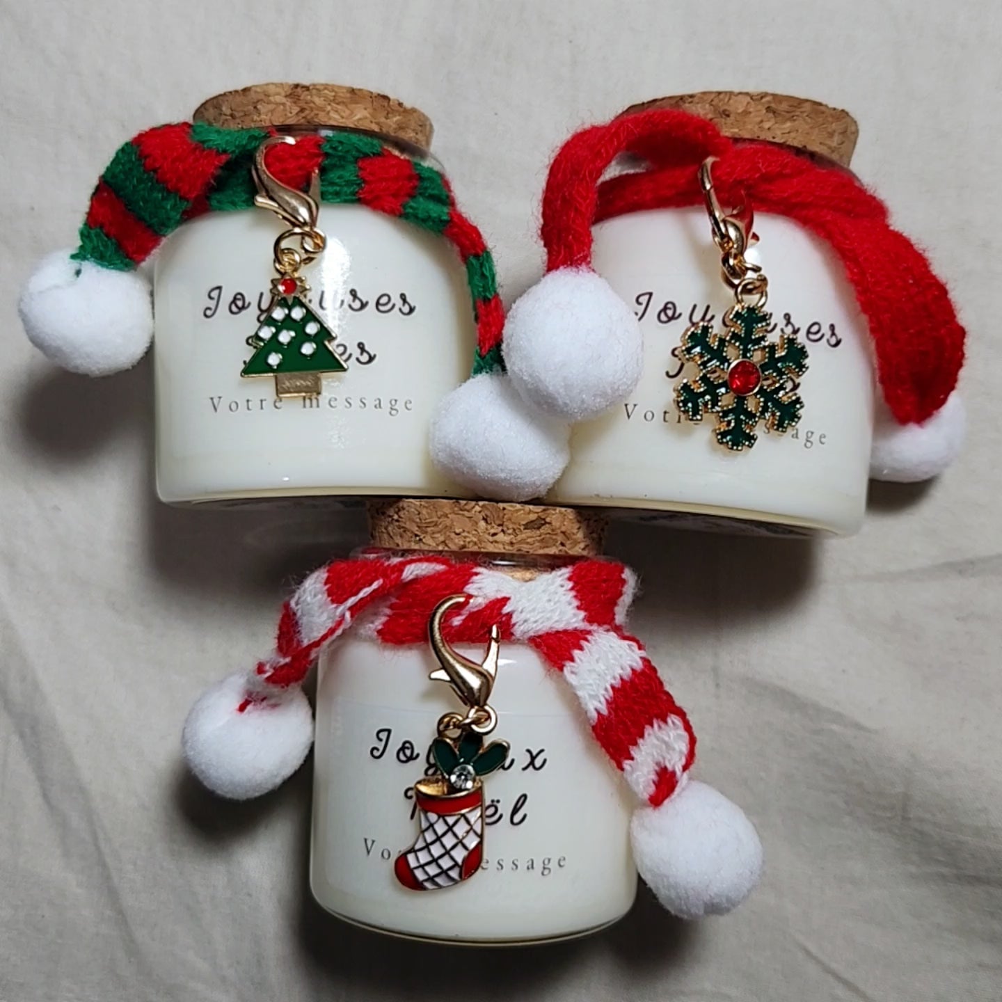 Bougie de Noël personnalisable avec prénom ou message – Décoration de table de fêtes et cadeau de Noël original.