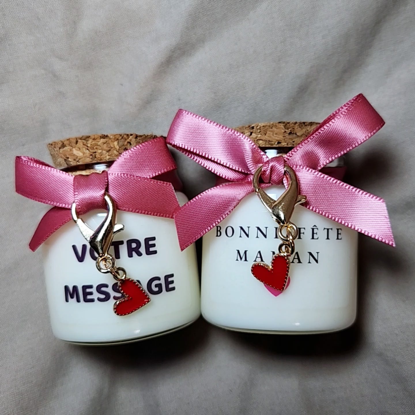 Bougie artisanale personnalisable avec message Bonne Fête Maman et le prénom de votre choix, pot en verre élégant, bougie
